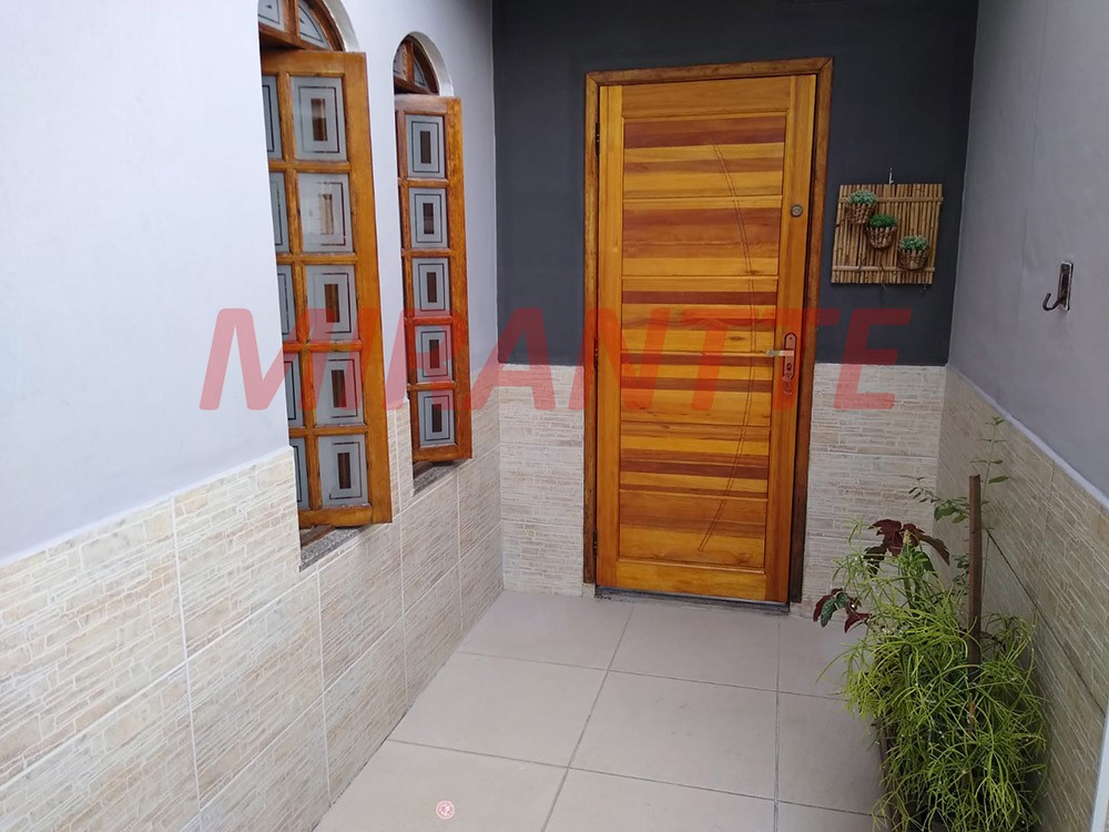 Sobrado de 190m² com 3 quartos em Vila Gustavo