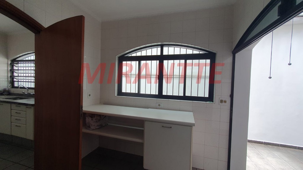 Sobrado de 172m² com 3 quartos em Jardim São Paulo