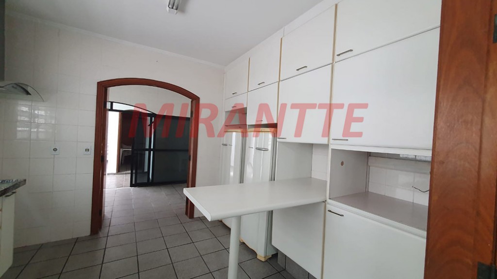 Sobrado de 172m² com 3 quartos em Jardim São Paulo