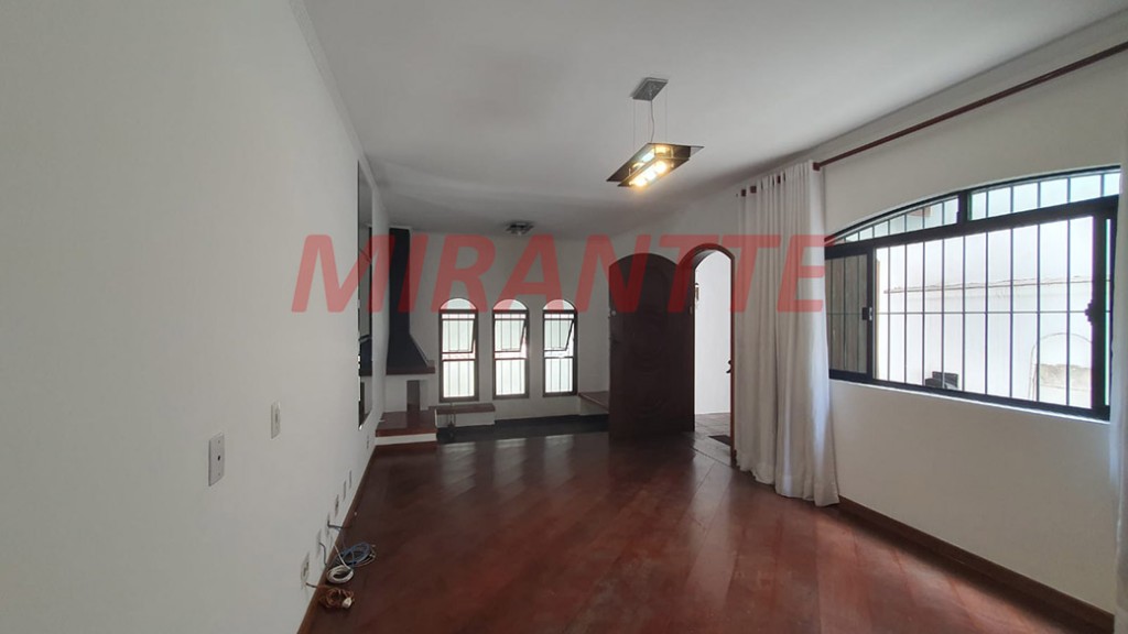 Sobrado de 172m² com 3 quartos em Jardim São Paulo