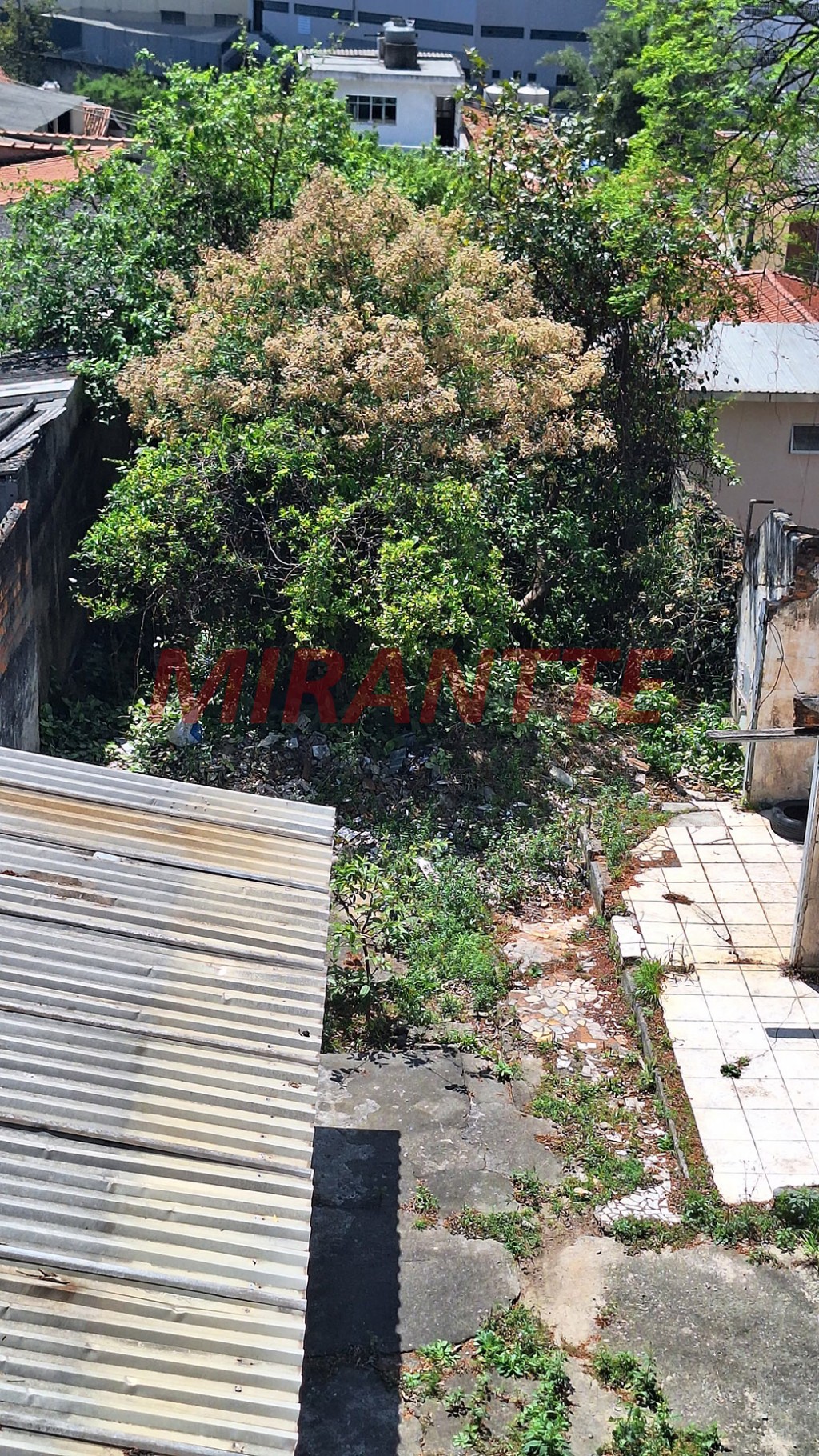 Sobrado de 381m² com 3 quartos em Chora Menino