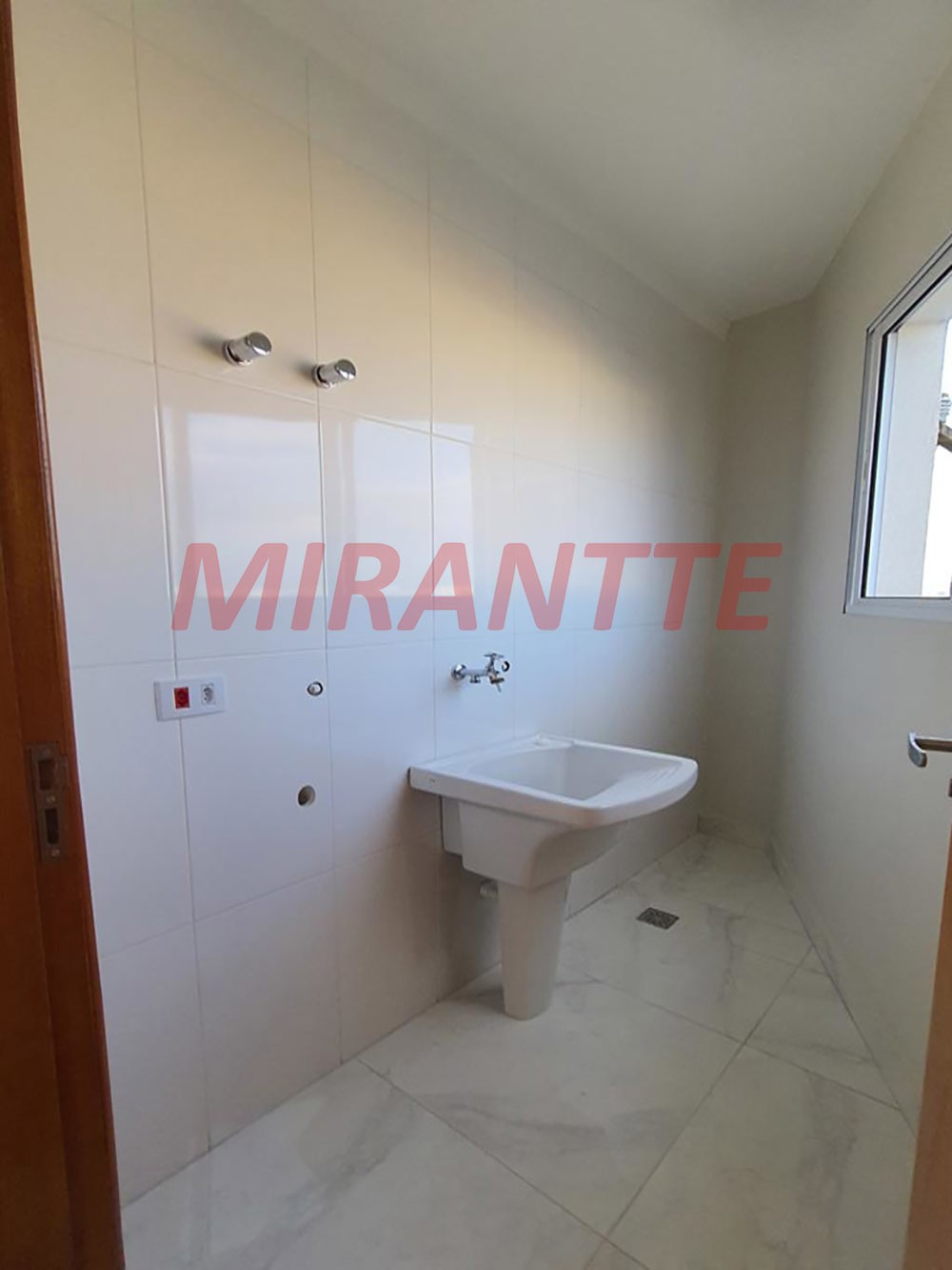 Apartamento de 40.97m² com 2 quartos em Vila Nivi