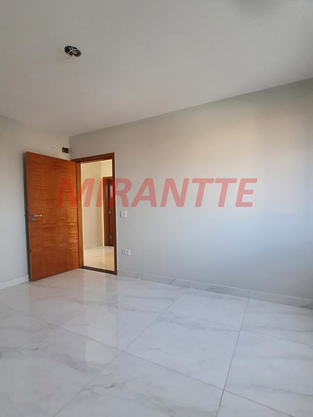 Apartamento de 40.97m² com 2 quartos em Vila Nivi