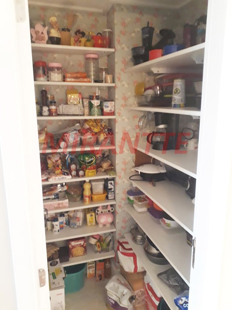 Apartamento com 3 quartos em Picanço