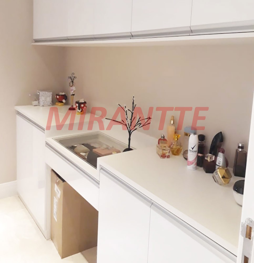 Apartamento com 3 quartos em Picanço