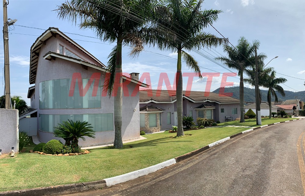 Casa terrea de 951m² com 4 quartos em Centro