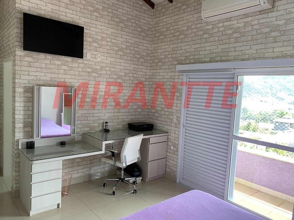 Casa terrea de 951m² com 4 quartos em Centro