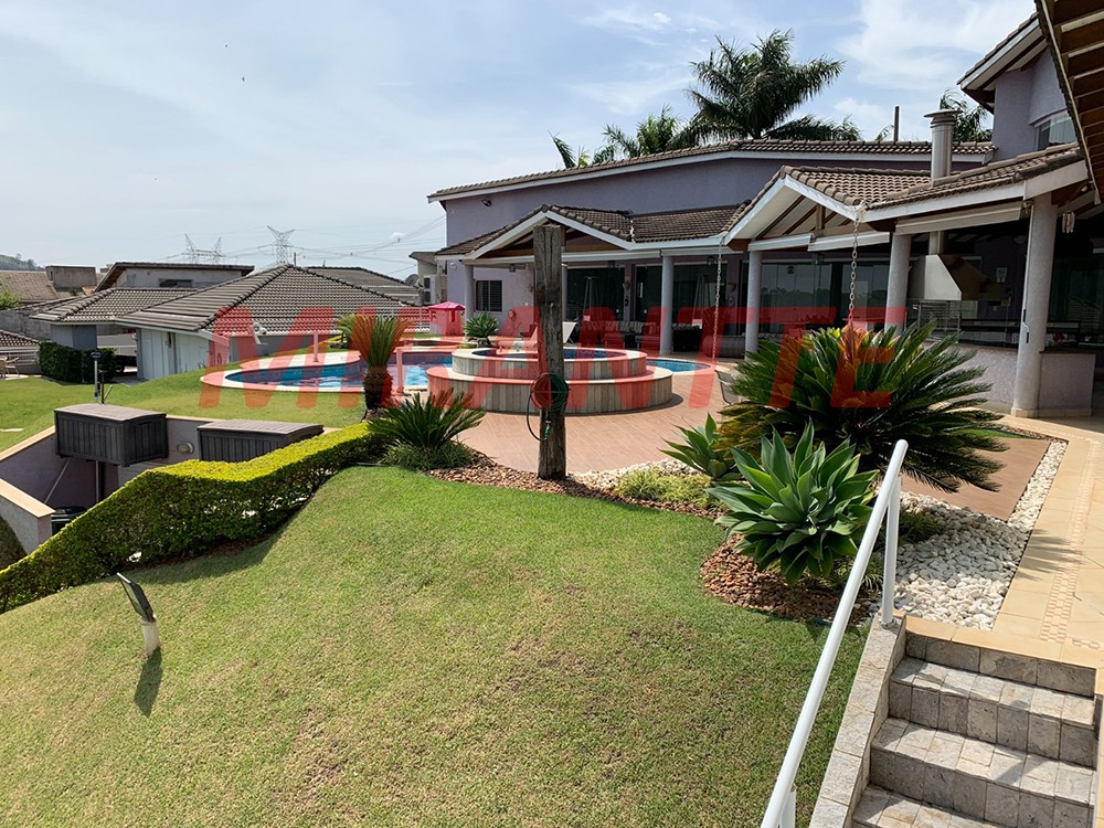 Casa terrea de 951m² com 4 quartos em Centro