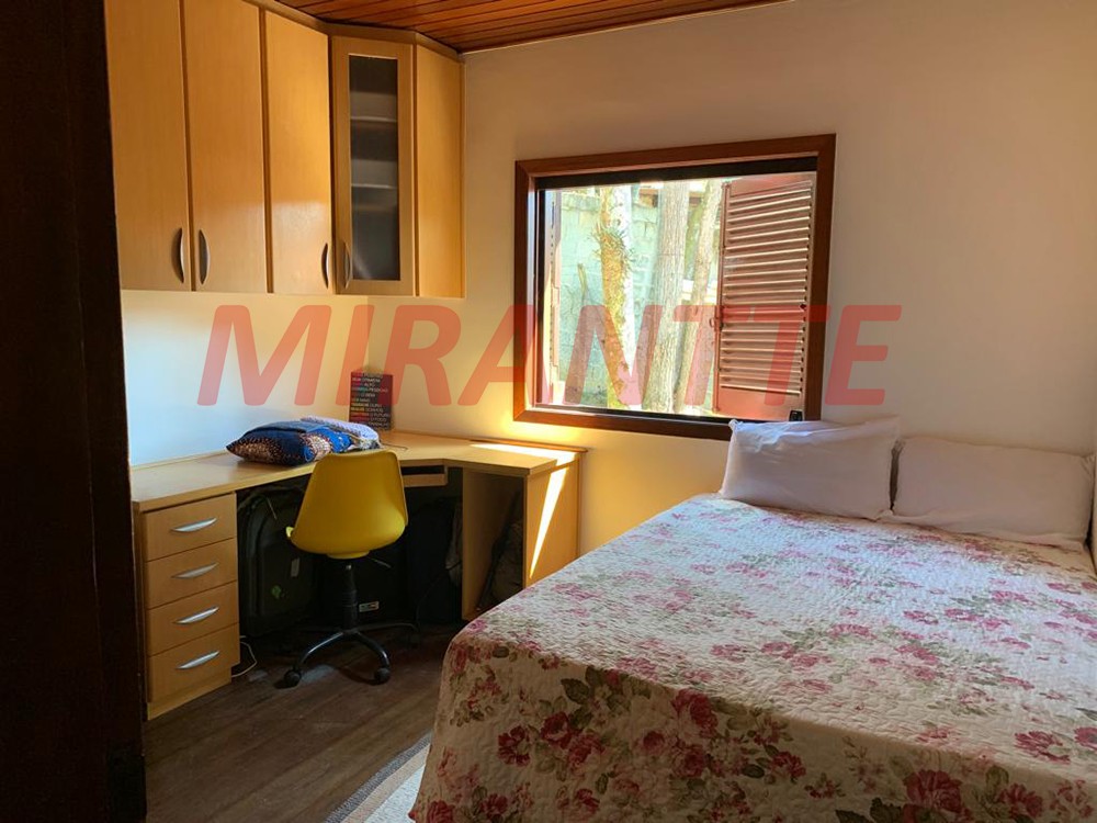 Sobrado de 400m² com 3 quartos em Serra Da Cantareira
