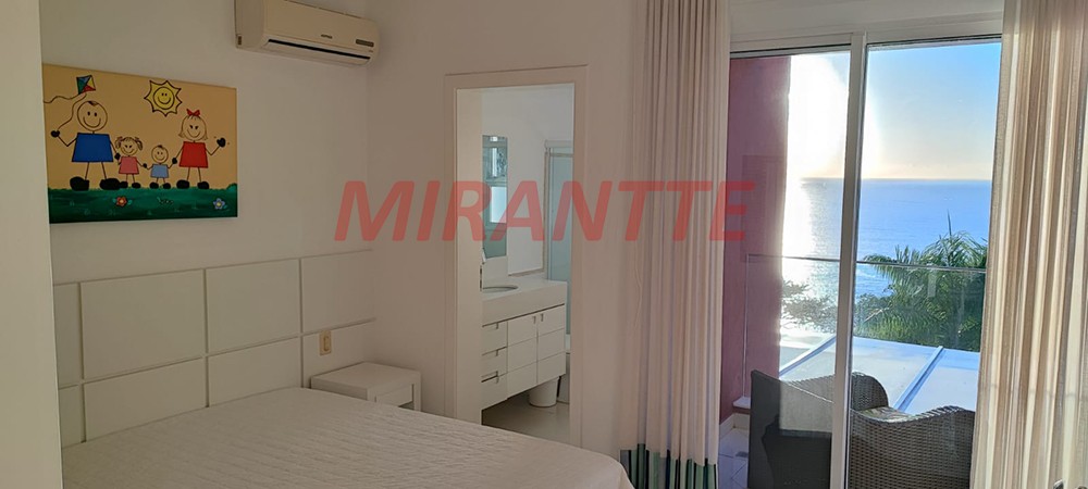 Sobrado de 550m² com 5 quartos em Toninhas