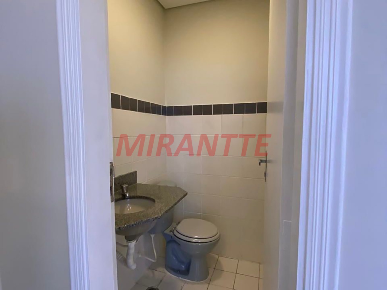 Conjunto comercial de 34m² em Santana