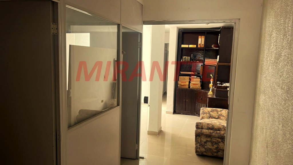 Comercial de 70m² em Santana
