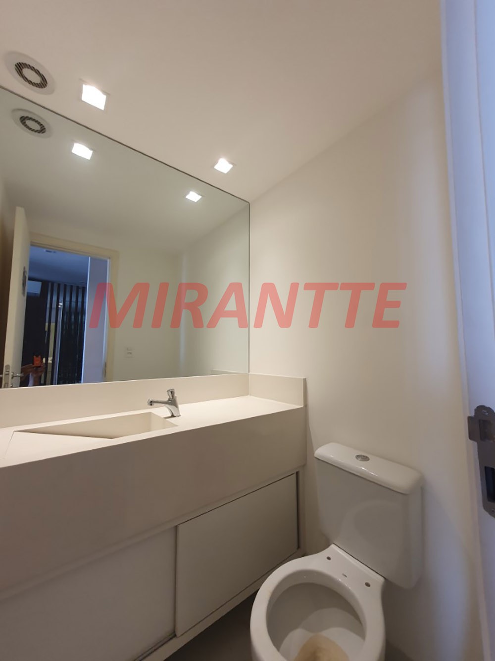 Conjunto comercial de 40m² em Vila Baruel