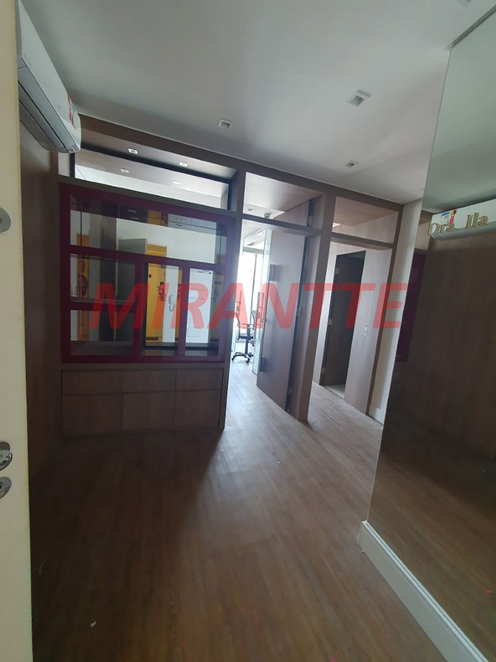 Conjunto comercial de 40m² em Vila Baruel