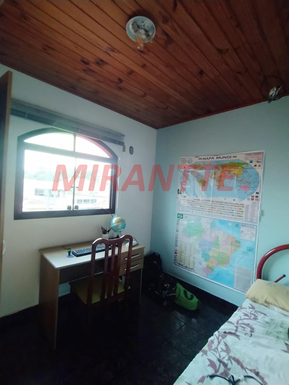 Sobrado de 114m² com 3 quartos em Horto Florestal