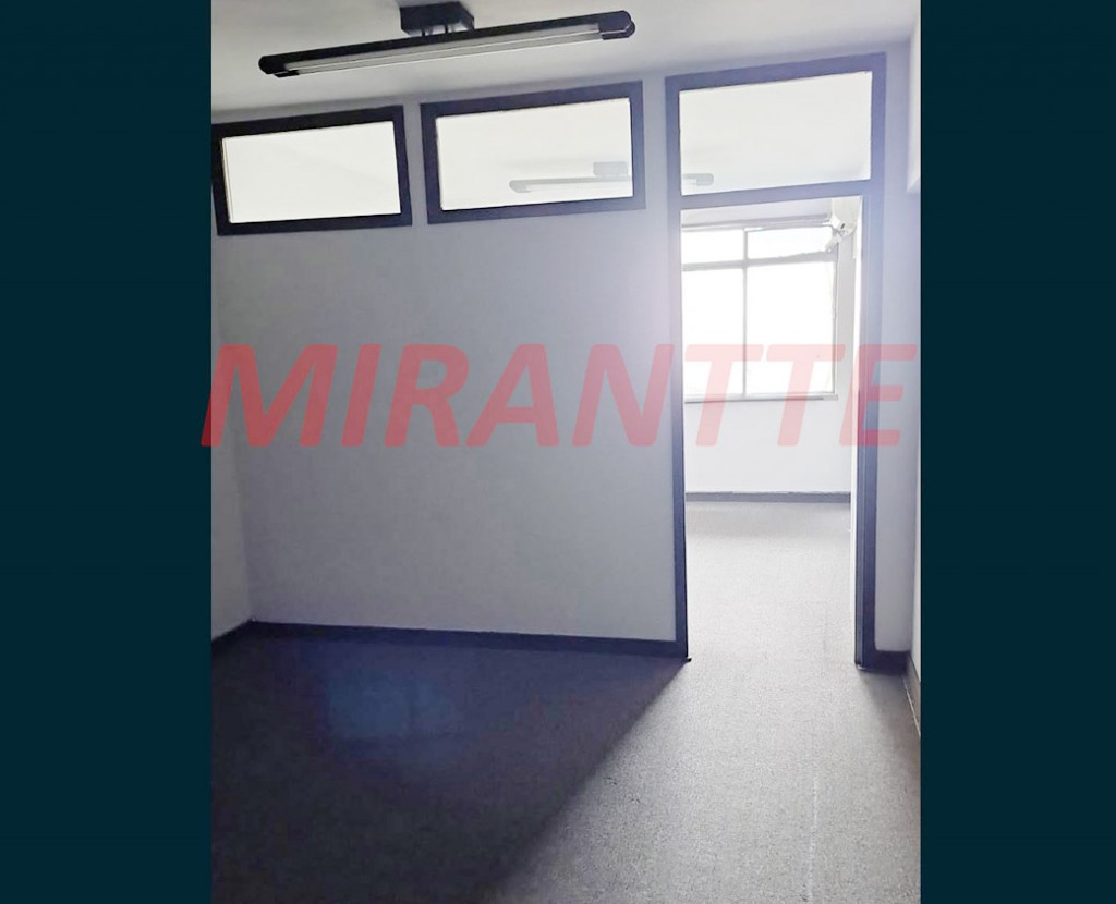 Conjunto comercial em Centro