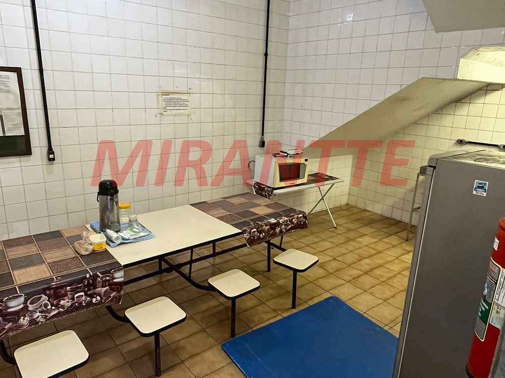 Comercial de 3363m² em Jaçana