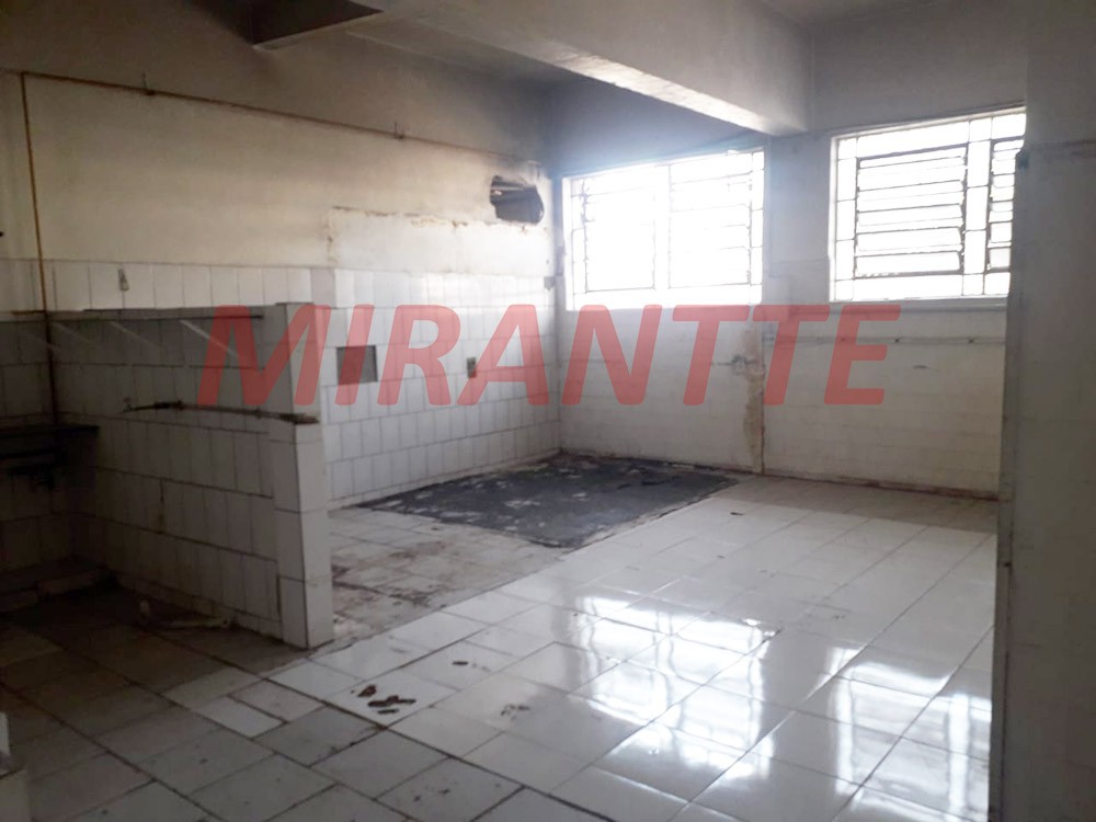Comercial de 300m² em Santa Teresinha