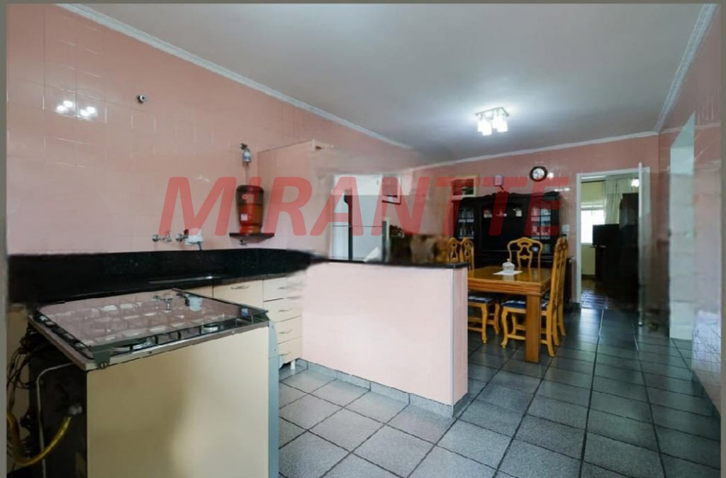 Casa terrea de 225m² com 3 quartos em Casa Verde Alta