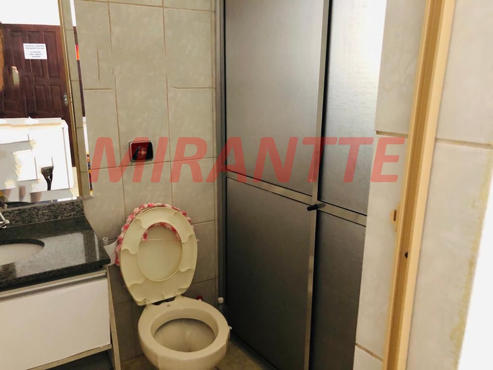 Sobrado de 260m² com 4 quartos em Parque Tiete