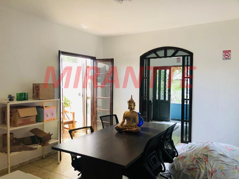 Sobrado de 260m² com 4 quartos em Parque Tiete