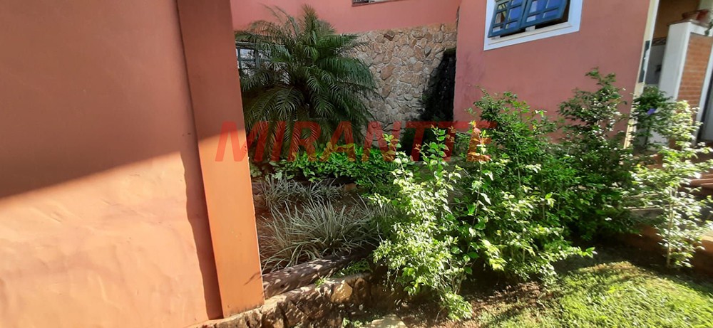 Cond. fechado de 392m² com 3 quartos em Serra Da Cantareira