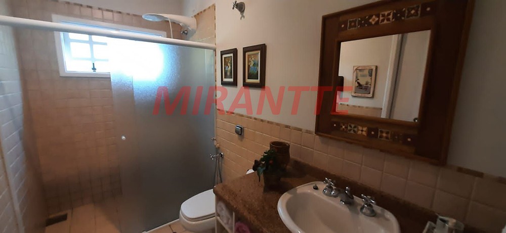 Cond. fechado de 392m² com 3 quartos em Serra Da Cantareira