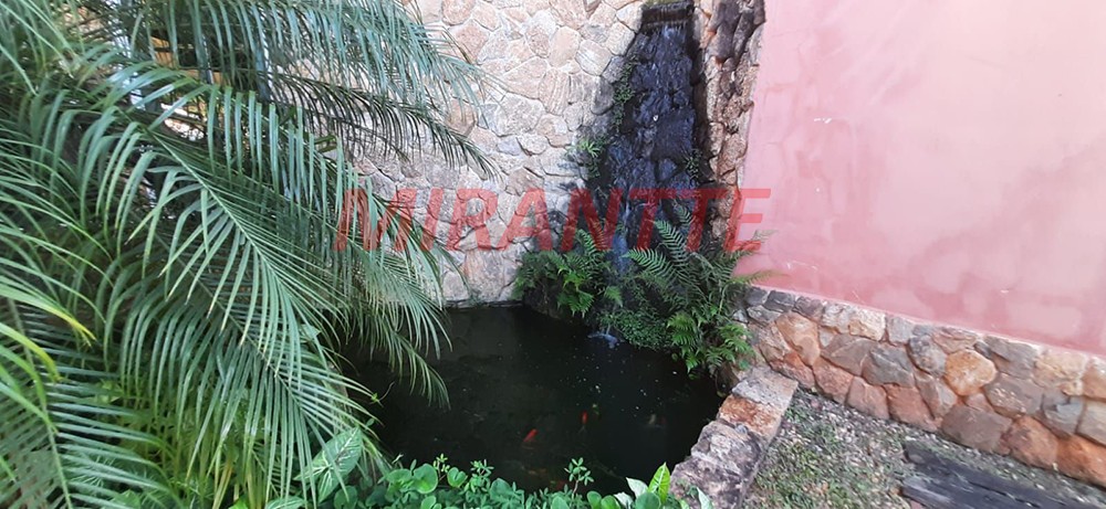 Cond. fechado de 392m² com 3 quartos em Serra Da Cantareira