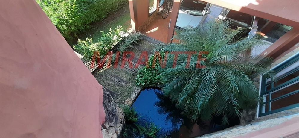 Cond. fechado de 392m² com 3 quartos em Serra Da Cantareira