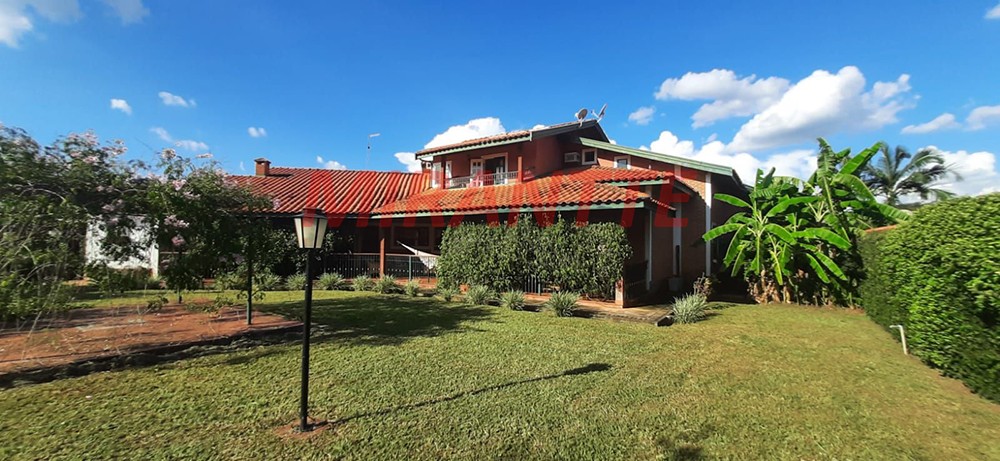 Cond. fechado de 392m² com 3 quartos em Serra Da Cantareira