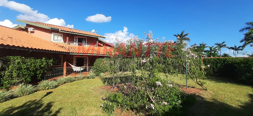 Cond. fechado de 392m² com 3 quartos em Serra Da Cantareira