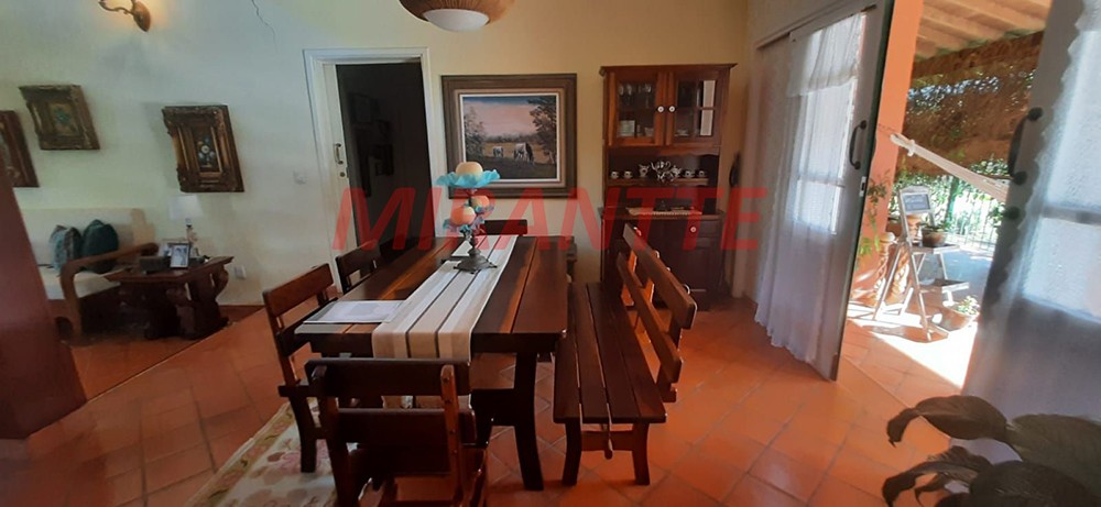 Cond. fechado de 392m² com 3 quartos em Serra Da Cantareira