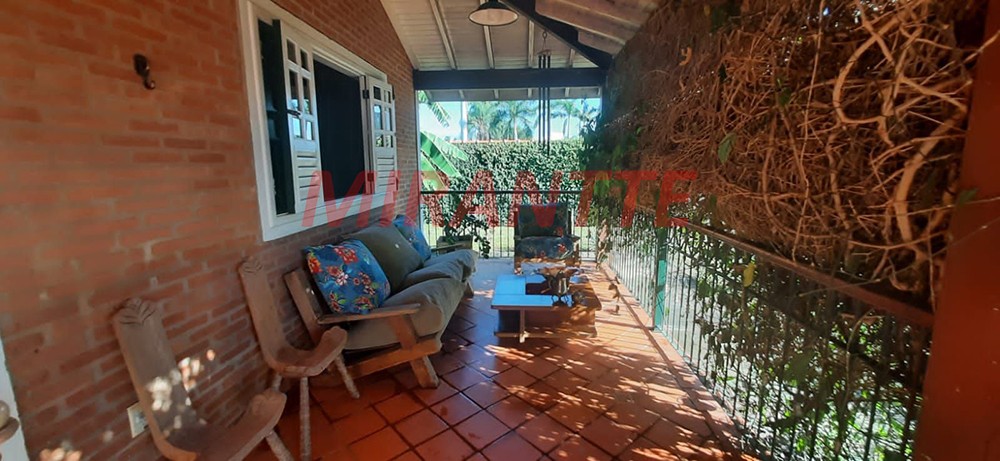 Cond. fechado de 392m² com 3 quartos em Serra Da Cantareira