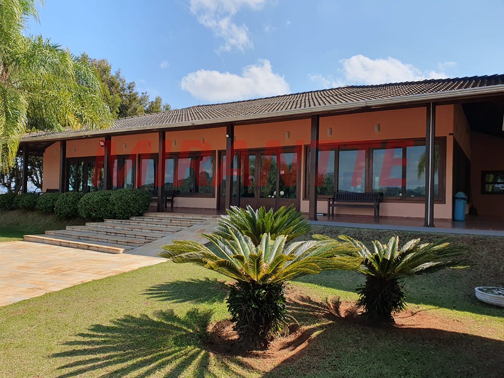 Terreno de 1.317m² em Jarinu