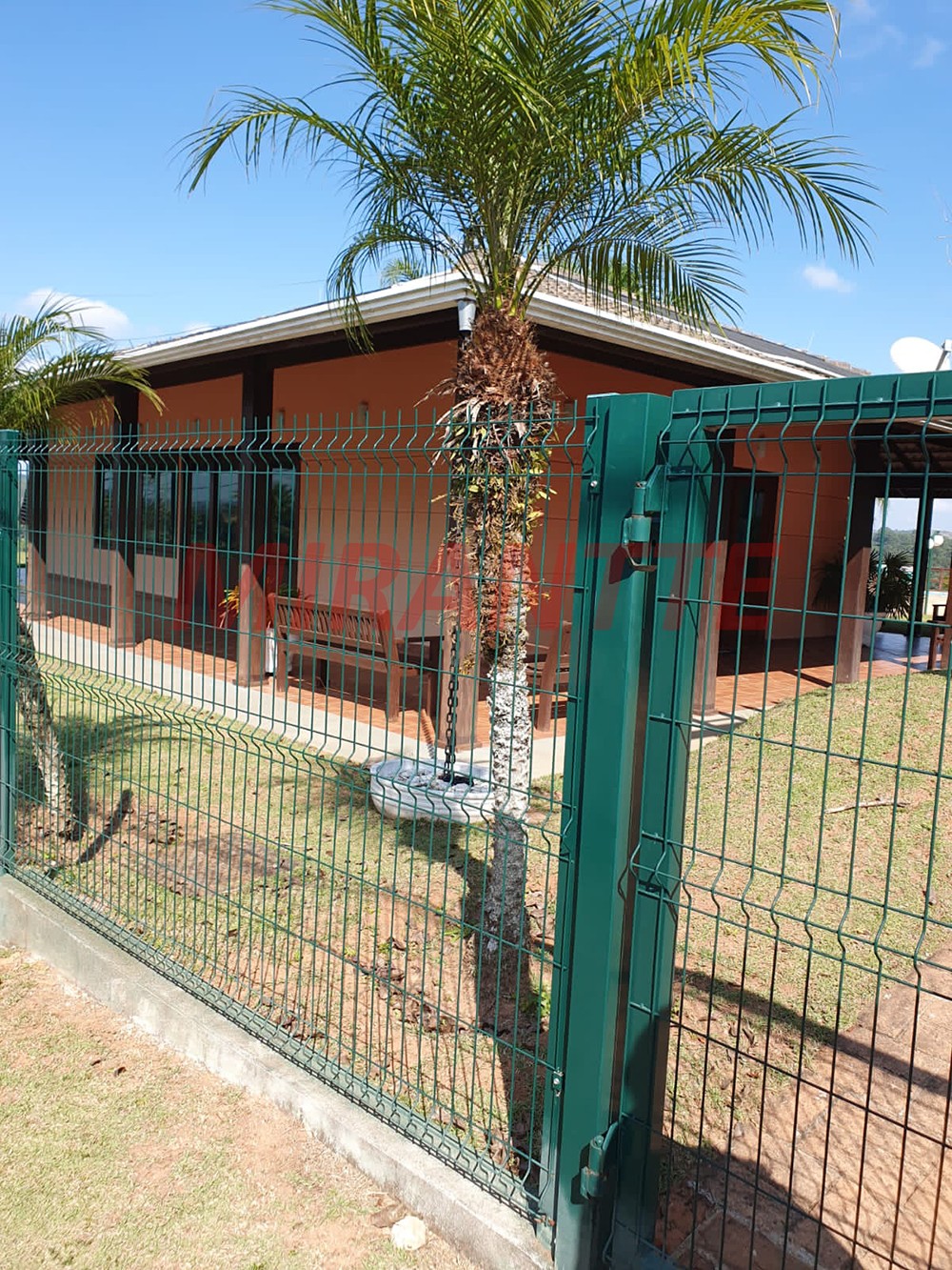 Terreno de 1.317m² em Jarinu