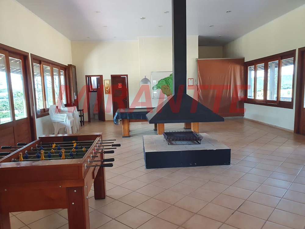 Terreno de 1.317m² em Jarinu