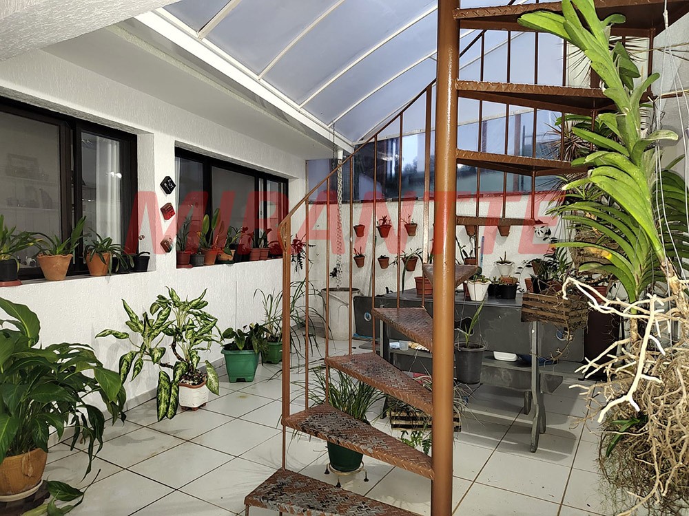 Sobrado de 240m² com 3 quartos em Parque Mandaqui