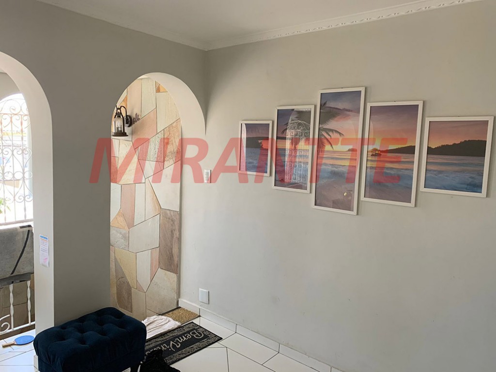 Sobrado de 250m² com 3 quartos em Santana