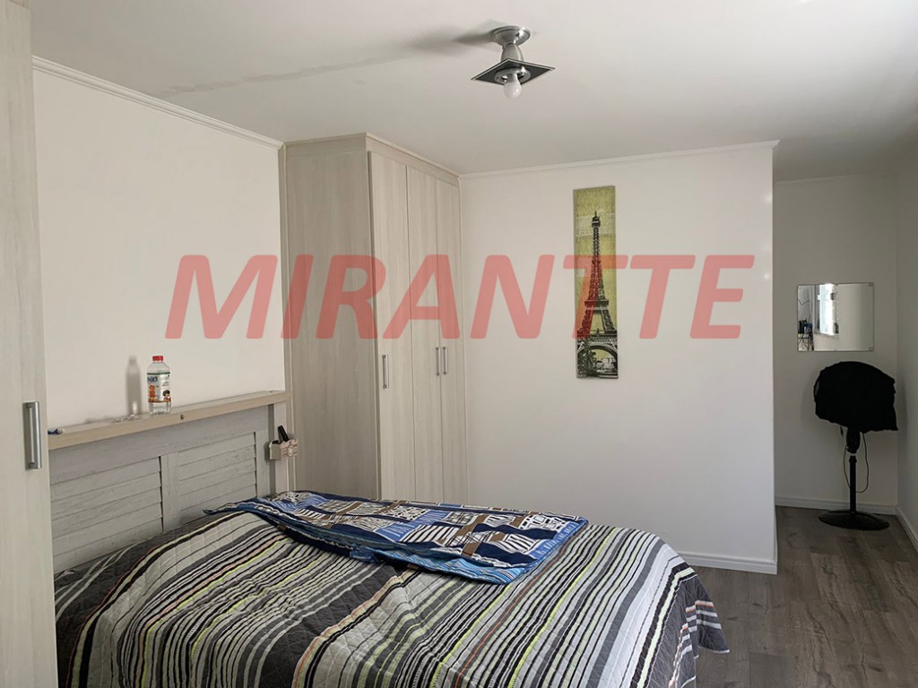 Sobrado de 250m² com 3 quartos em Santana