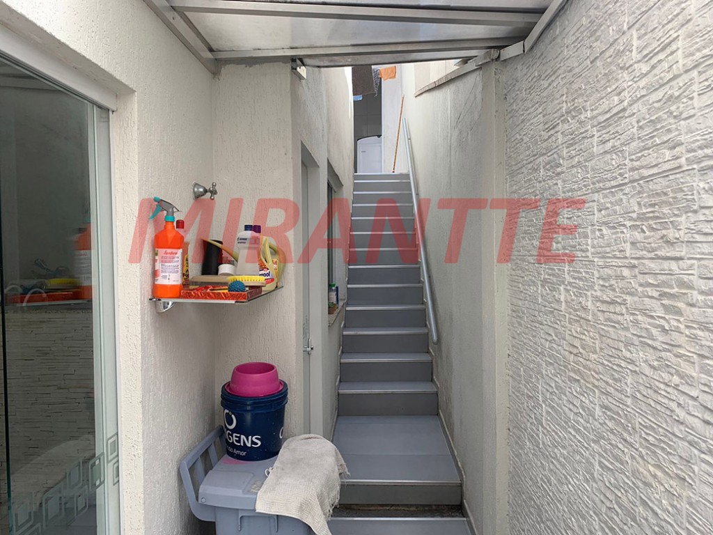 Sobrado de 250m² com 3 quartos em Santana
