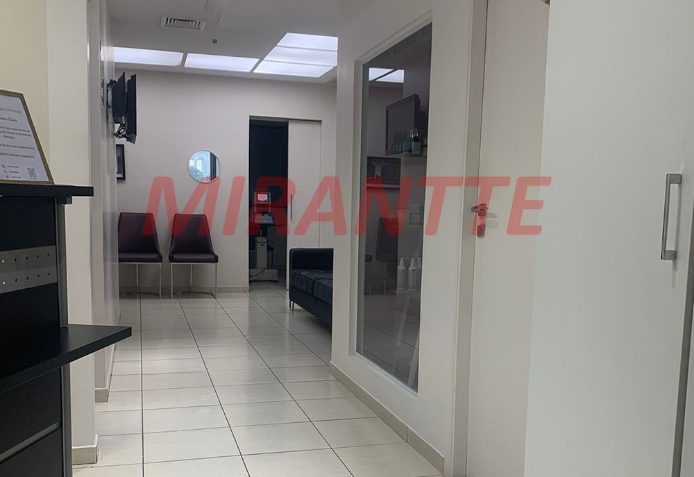 Comercial de 110m² em Santana