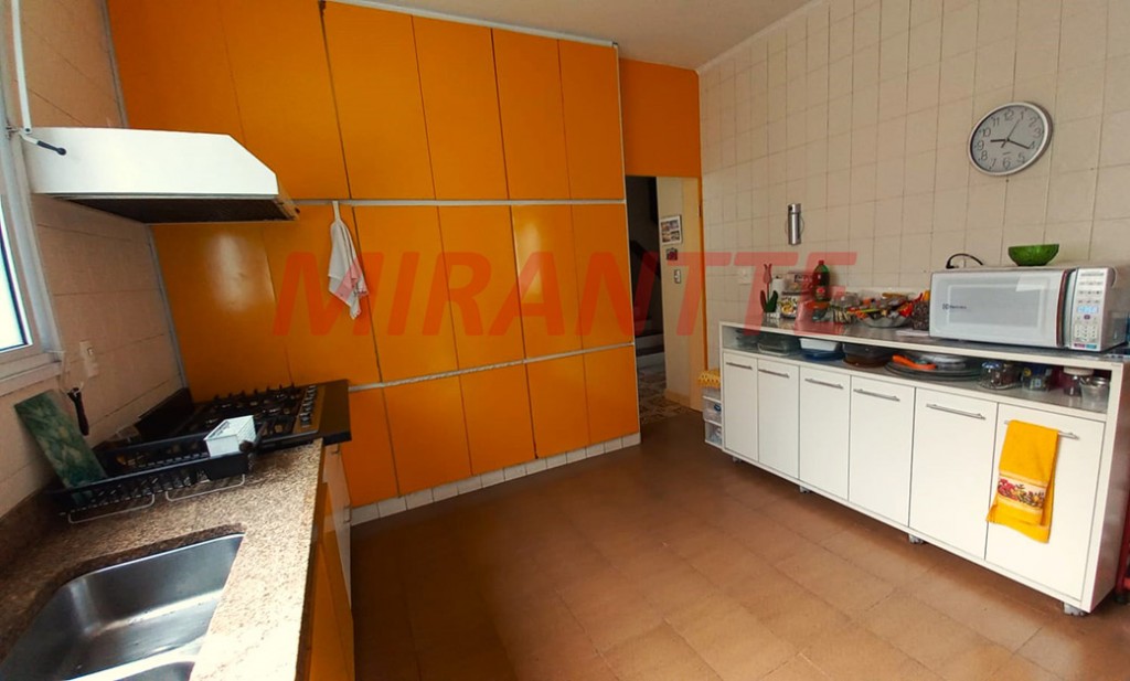 Sobrado de 346m² com 4 quartos em Jardim São Bento
