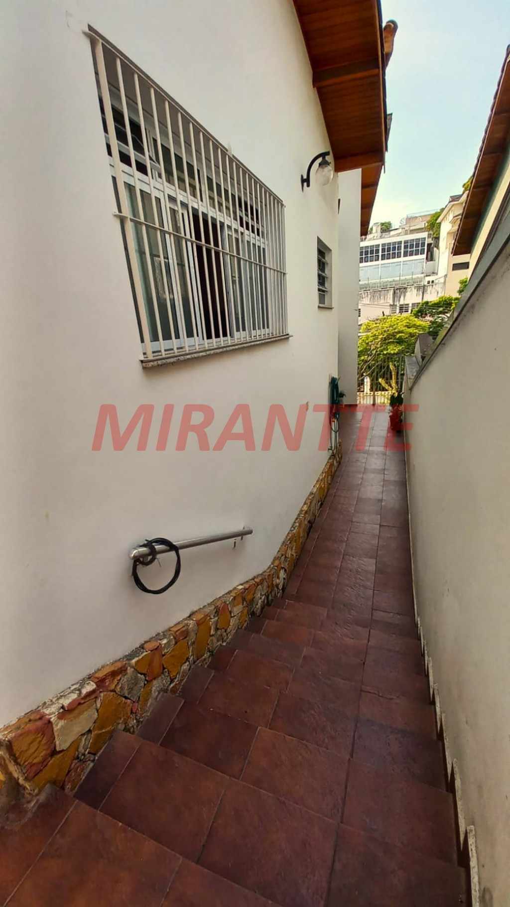 Sobrado de 346m² com 4 quartos em Jardim São Bento