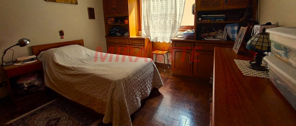 Sobrado de 346m² com 4 quartos em Jardim São Bento