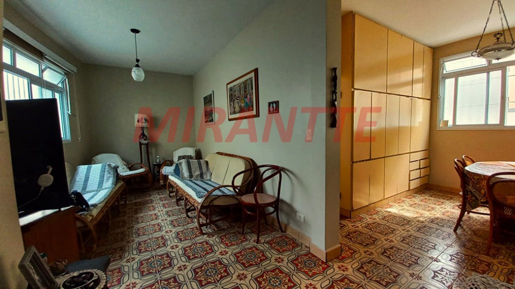 Sobrado de 346m² com 4 quartos em Jardim São Bento