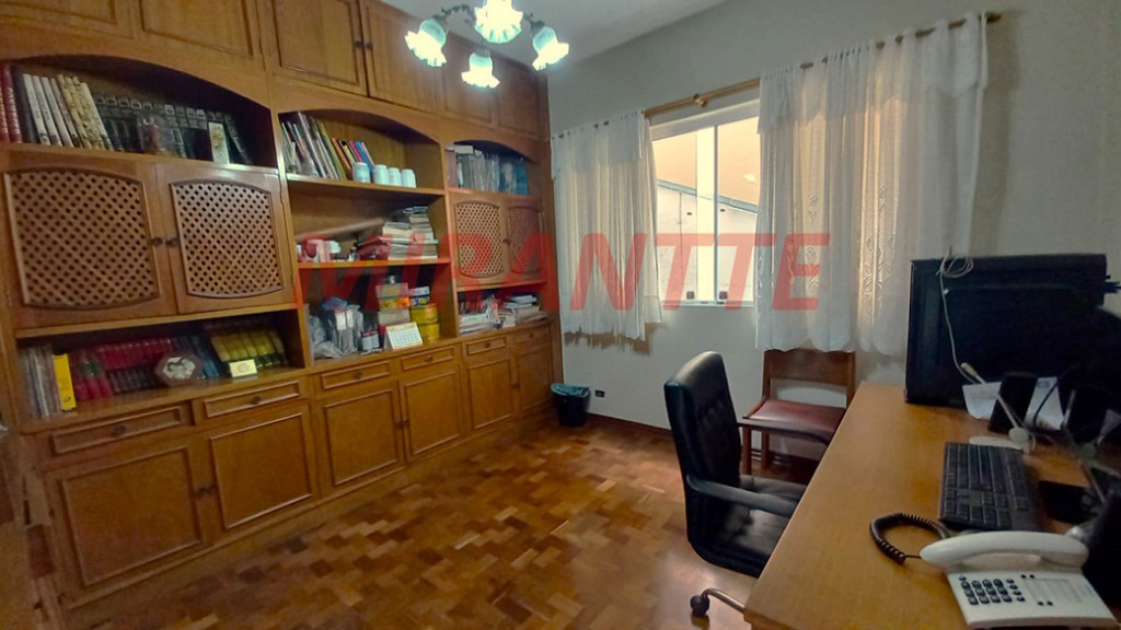 Sobrado de 346m² com 4 quartos em Jardim São Bento