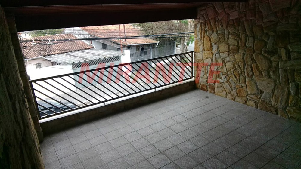 Sobrado de 220m² com 4 quartos em Parque Continental