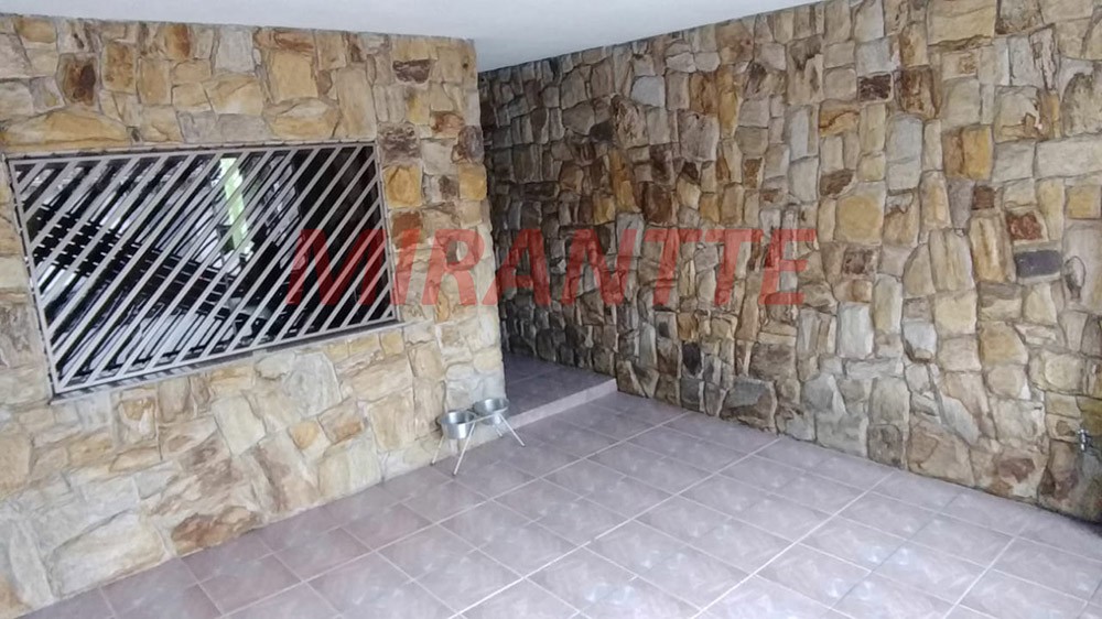 Sobrado de 220m² com 4 quartos em Parque Continental