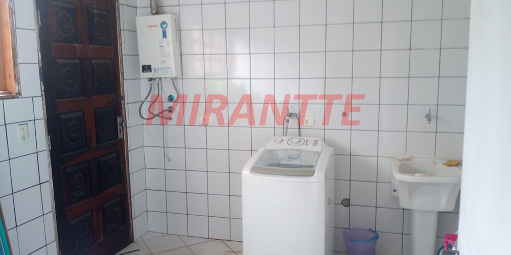 Sobrado de 469m² com 6 quartos em Serra da Cantareira