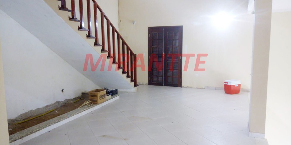 Sobrado de 469m² com 6 quartos em Serra da Cantareira